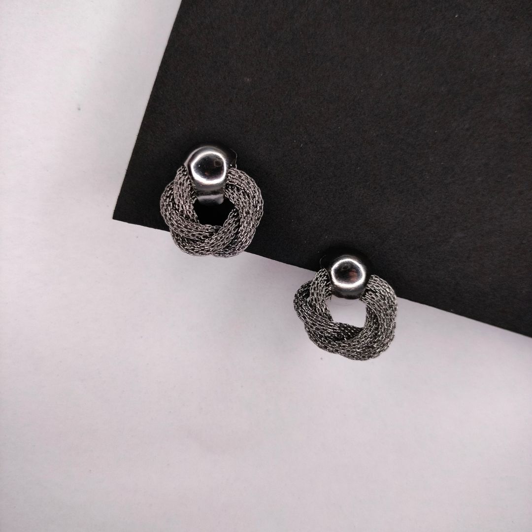 Black Chain Layered Stud Earrings Lates European Style