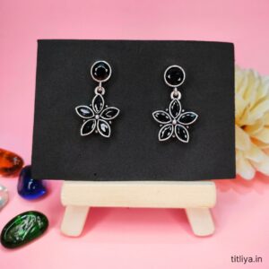 elegant black flower shaped earrings with secure lock back jc65