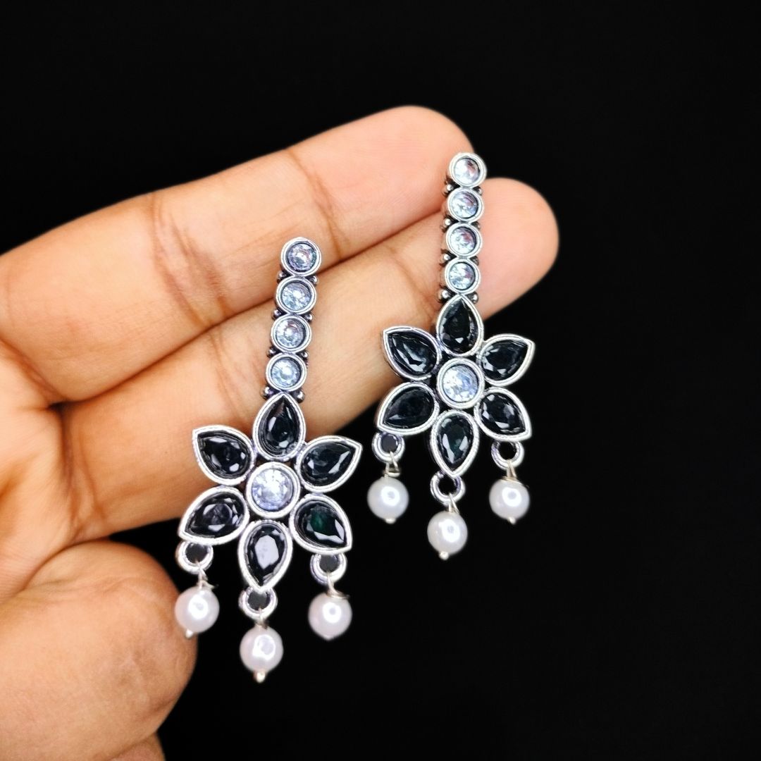 elegant-black-kundan-chandelier-drop-earrings-jc52