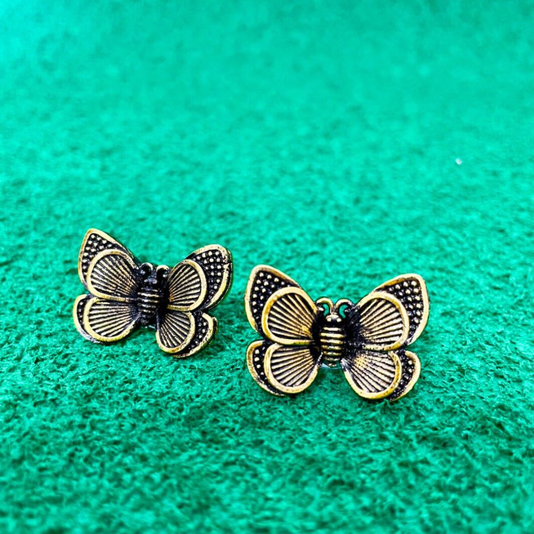 gold plated butterfly shaped stud earrings jc51