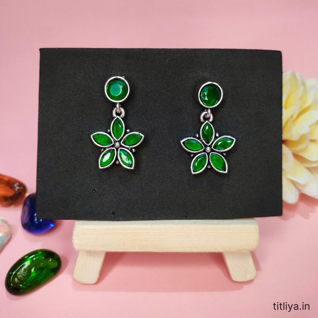 green flower design drop earrings in german silver jc66